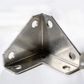 Store hjørneseler i metall